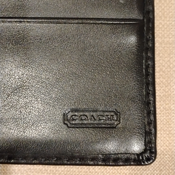 Diane Von Furstenberg & Coach Wallets. - Picture 12 of 12